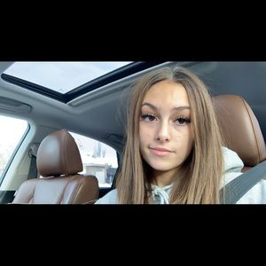 Meet your Posher, Mya